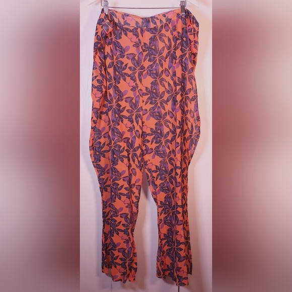 Pretty Little Thing Plus Orange Print Beach Flares Size 22 NWT Beach Tropical - Picture 11 of 11